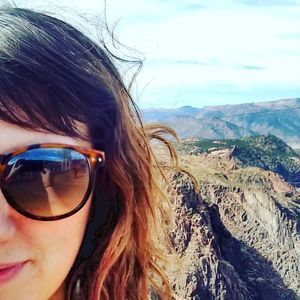 Meet your Posher, Caryn